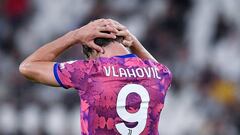 Dusan Vlahovic of Juventus FC looks dejected during the Serie A match between FC Juventus and US Salernitana 1919 at Allianz Stadium, Turin, Italy on 11 September 2022. (Photo by Giuseppe Maffia/NurPhoto via Getty Images)