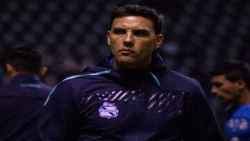 Damián Zamogilny como auxiliar del Puebla