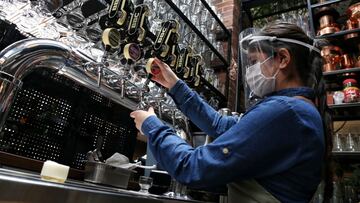 Coronavirus Colombia: ¿deben cerrar los bares en todo el país o sólo en las zonas más afectadas?