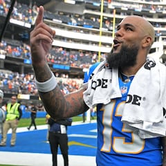 Which NFL teams are undefeated after Week 3?