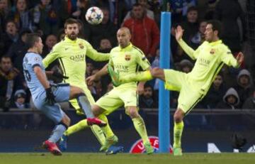 Pique y Mascherano.