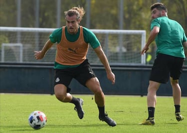 Cedric y Nana llegan en forma y ya entrenan con el grupo