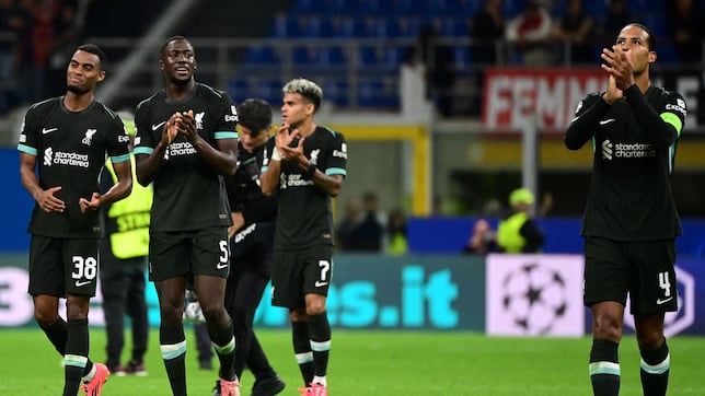 Van Dijk justifica rotación y pone de ejemplo la suplencia de Díaz