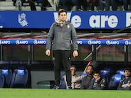 Alessio Lisci en la banda de Anoeta en el Real Sociedad-Osasuna de Copa del Rey.