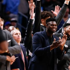 Los Pelicans están "enseñando a caminar y correr" a Zion Williamson