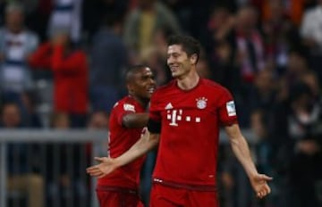 Bayern Munich sufrió en el primer tiempo, pero la soberbia actuación de Robert Lewandowski cambió el partido.