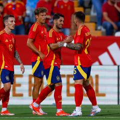 Spain boss De la Fuente confirms Euro 2024 squad with three players axed