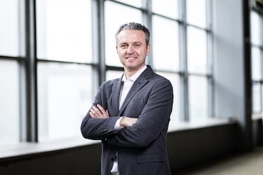 AS refuerza su equipo y continúa su potente avance hacia la transformación