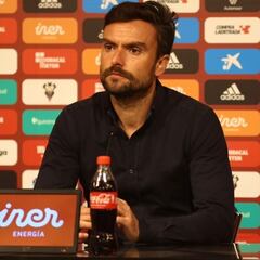 Albés: “El Racing tiene una de las mejores organizaciones defensivas”