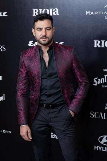 Antonio Velzquez atiende a los medios en el photocall de la gala de entrega de los Premios Hombres del A?o Esquire en el Casino de Madrid.