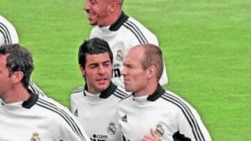 <b>VENDAJE DE PROTECCIÓN. </b>Así se entrenó ayer el extremo holandés.