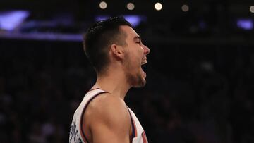 NEW YORK, NY - MARCH 27: Willy Hernangomez #14 of the New York Knicks celebrates after he drew the foul in the second half against the Detroit Pistons at Madison Square Garden on March 27, 2017 in New York City. NOTE TO USER: User expressly acknowledges and agrees that, by downloading and or using this Photograph, user is consenting to the terms and conditions of the Getty Images License Agreement Elsa/Getty Images/AFP
== FOR NEWSPAPERS, INTERNET, TELCOS & TELEVISION USE ONLY ==