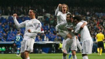 Con la eliminatoria cuesta arriba, los merengues se midieron al Wolfsburgo en los Cuartos de Final de la UEFA Champions League, en el Santiago Bernabeú, en medio de una intensa lluvia. Cristiano Ronaldo se vistió de héroe para marcar tres goles y liderar a los merengues a la Final del torneo europeo, donde a la postre lograrían la undécima.