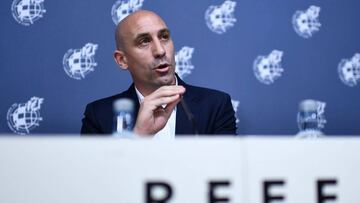 "A Robert le damos tranquilos
la Selecci車n, la joya de la corona"