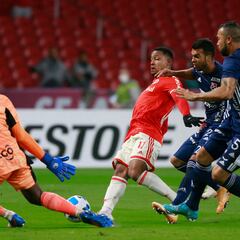 Medellín pierde en Brasil y es eliminado de Copa