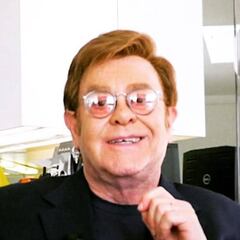 La desconocida exmujer de Elton John presenta una demanda contra el cantante