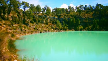 La Laguna de la Gitana, el precioso rincón de España que muchos creían maldito, aunque todo tenía una explicación científica