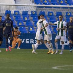 El UCAM sobrevive al baile del Córdoba