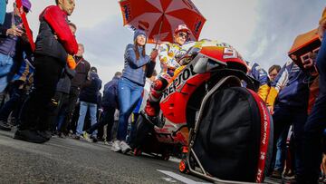 Marc M&aacute;rquez en la parrilla de salida del GP de la Comunidad Valenciana 2019.