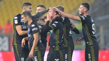 El Parma supera al Frosinone.