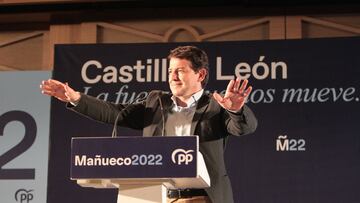 El candidato a la reelecci&oacute;n por el del PP, Alfonso Fern&aacute;ndez Ma&ntilde;ueco, durante un acto de campa&ntilde;a.