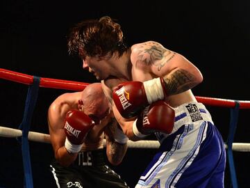 El 29 septiembre de 2016 el boxeador escocés disputó una pelea en contra de Dale Evans, en Glasgow, y por lesiones en el cerebro a causa de los golpes murió al siguiente día. La BBC reportó que el boxeador de Dundee "imploró" por una revisión de su cabeza mientras se encontraba en “agonía”.