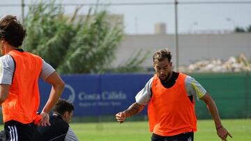 Carrillo trabajó con sus nuevos compañeros tras cerrar su fichaje.
