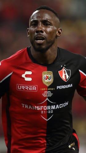 Julián Quiñones emuló su gol de la final ante Pachuca contra Cristiano Ronaldo