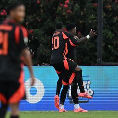 Colombia vence a Brasil y es primera del grupo