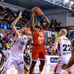 El Baxi Manresa sella el billete a los octavos