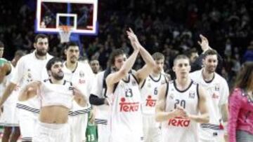 El Madridf celebra una victoria de Euroliga en su pista.