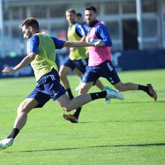 Moncayola se incorpora al trabajo con el grupo