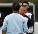 Capello avisa a Rooney: "Ya dejé a estrellas fuera del once"