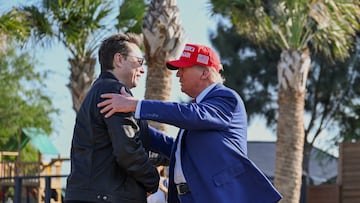 U.S. President-elect Donald Trump greets Elon Musk before attending a viewing of the launch of the sixth test flight of the SpaceX Starship rocket, in Brownsville, Texas, U.S., November 19, 2024 . Brandon Bell/Pool via REUTERS