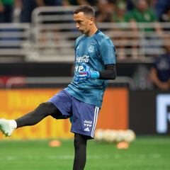 Marchesín acepta que recibe más crédito en México que en su país