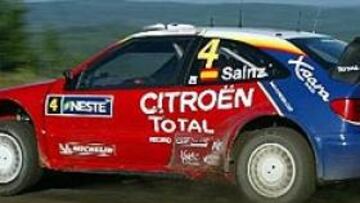 <b>RALLY DE FINLANDIA. </b>Carlos Sainz no ha tenido su día y no ha podido estar entre los mejores en la primera jornada.