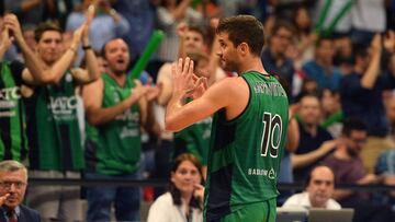 La afición de la Penya despidió a Laporvittola puesta en pie a final de la pasada temporada. Ahora vuelve para liderar el nuevo proyecto.