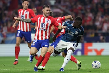 Tras una carrera profesional meteórica, sus buenos años en el Celta le valió al lateral nacido en Badajoz para llamar la atención del Atlético de Madrid, club que le fichó en el mercado estival de 2023. Reforzando la banda izquierdo del equipo dirigido por Simeone. Tras no gozar de muchos minutos, el club rojiblanco aceptó la oferta de cesión por parte de la Real Sociedad, y terminó la temporada en el club donostiarra.