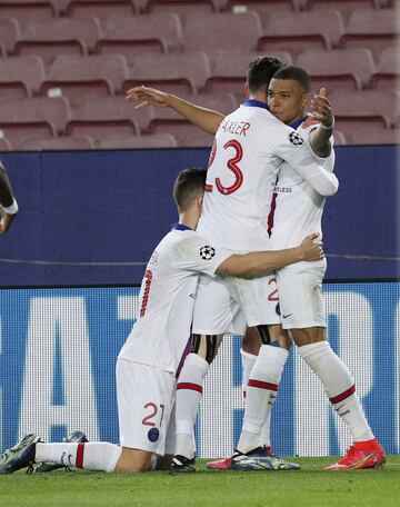 1-4. Kylian Mbappé celebró el cuarto gol.