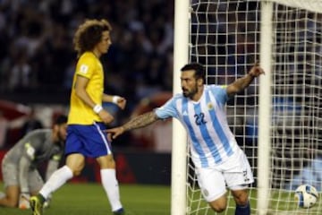 Buenos Aires 13 Noviembre 2015
Argentina vs Brasil por la 3ra  fecha de las eliminatorias Rusia 2018, en el Estadio Antonio Vespucio Liberti
Festejos de Ezequiel Lavezzi