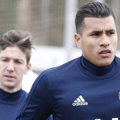 Jeison Murillo entrena con el Valencia y espera regresar a las canchas