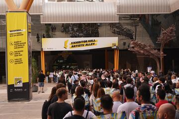 Más de 100.000 aficionados de todo el mundo disfrutan del ambiente único de la San Diego Comic-Con Málaga 2025 en FYCMA, entre cosplay, cómics y creatividad sin límites.