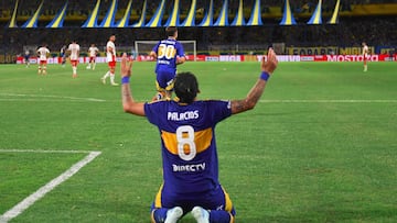 La decisión de Gago sobre Carlos Palacios que sorprende a Boca y es debate en Argentina