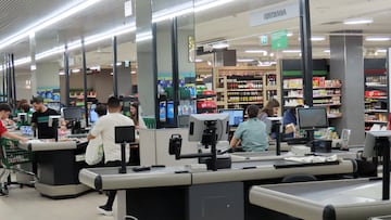 SAN SEBASTIAN DE LOS REYES, SPAIN - APRIL 2024: Mercadona supermarket entrance on April 13, 2024 in San Sebastian de los Reyes, Spain. (Photo by Cristina Arias/Cover/Getty Images)