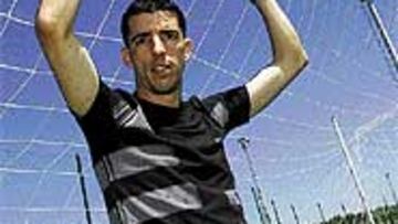 <B>SE ACERCA EL DÍA D</B>. Mañana puede quedar resuelto el futuro inmediato de Roy Makaay.