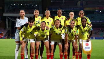 NAVI MUMBAI, INDIA - OCTOBER 12: Colombia team group during the FIFA U-17 Women's World Cup 2022 group stage match between Spain and Colombia at DY Patil Stadium on October 12, 2022 in Navi Mumbai, India. (Photo by Stephen Pond - FIFA/FIFA via Getty Images)