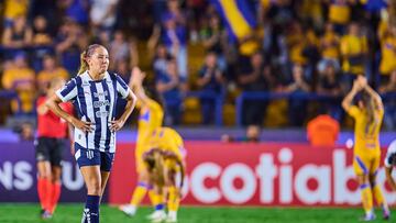 Katty Martínez durante la derrota por goleada en contra de Tigres.