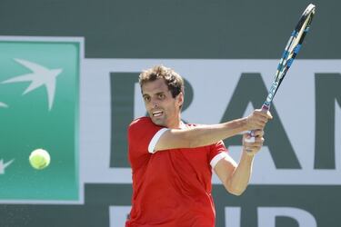 California se queda sin hombres