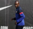 El Barcelona espera la respuesta de Abidal al cargo institucional