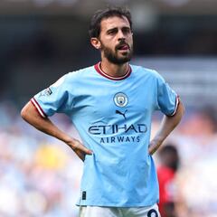 Barça willing to offload three players in order to secure Bernardo Silva